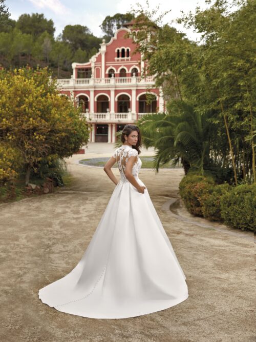robe de mariée satin princesse - 25014 – Image 2