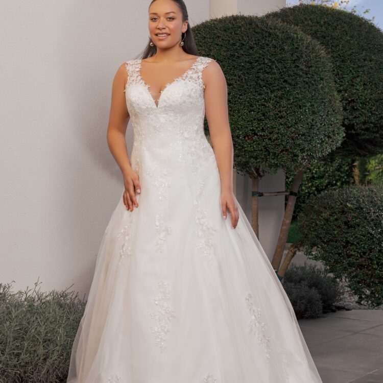 robe de mariée avec dentelle - GALILEE