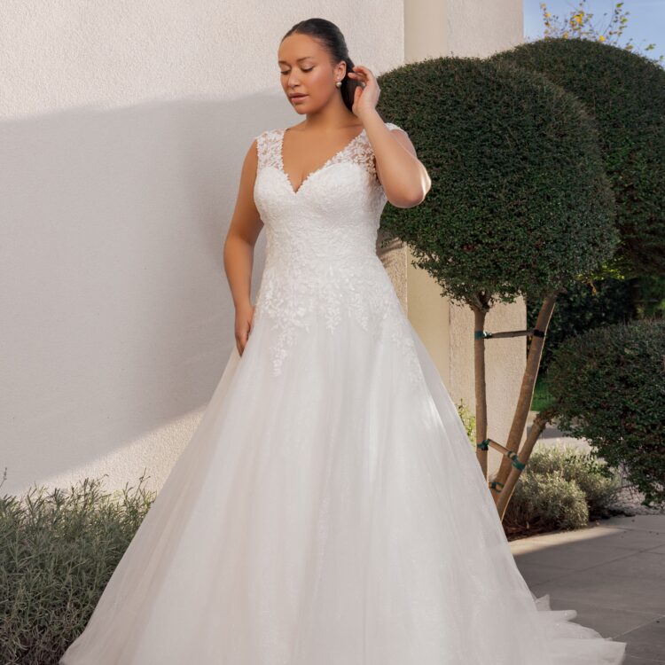 robe de mariée avec dentelle - GILIANA