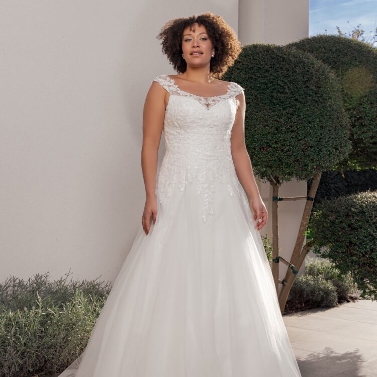 robe de mariée avec dentelle -  GILLIE