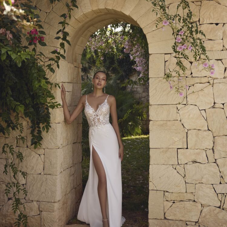 robe de mariée avec fente - GLAMOUR