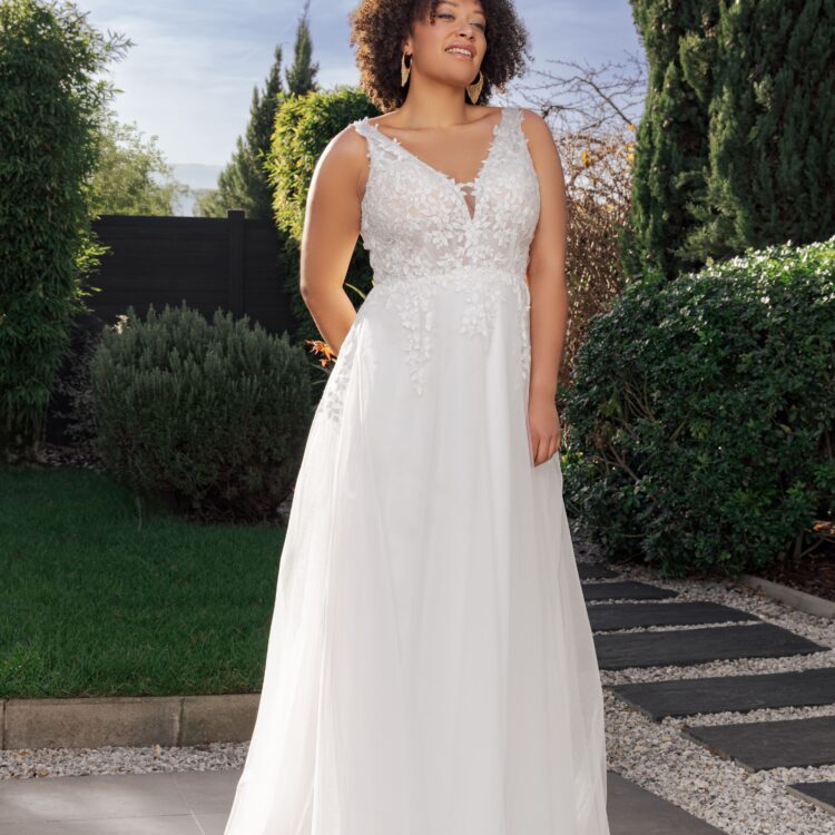 robe de mariée simple et élégante - GOA