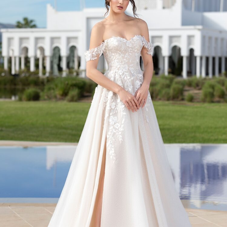 robe de mariée avec fente -  251-17