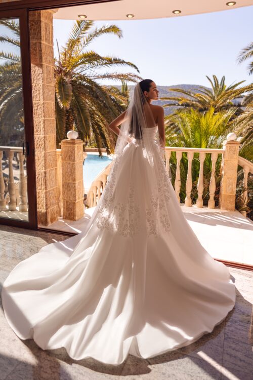 robe de mariée avec fente - 8252 – Image 2